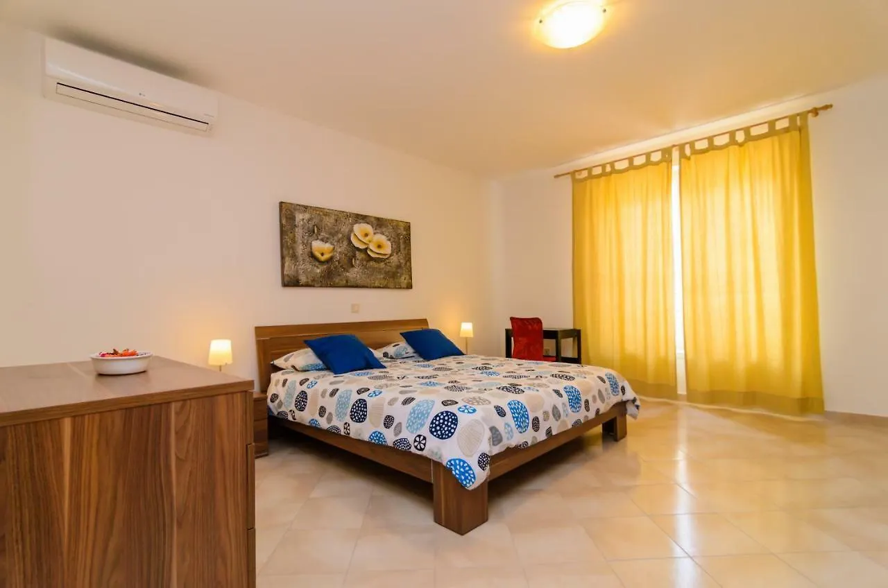 Ornella Apartment Zadar